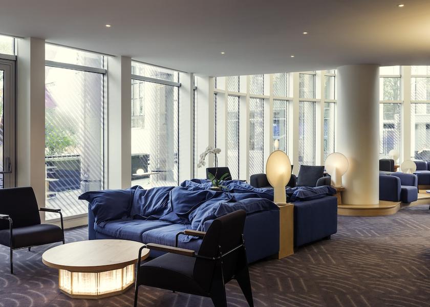 Ile-de-France Boulogne-Billancourt Interior Entrance