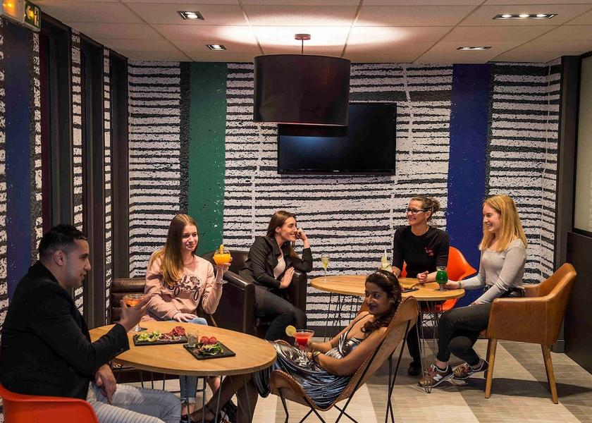 Grand Est Woippy Bar