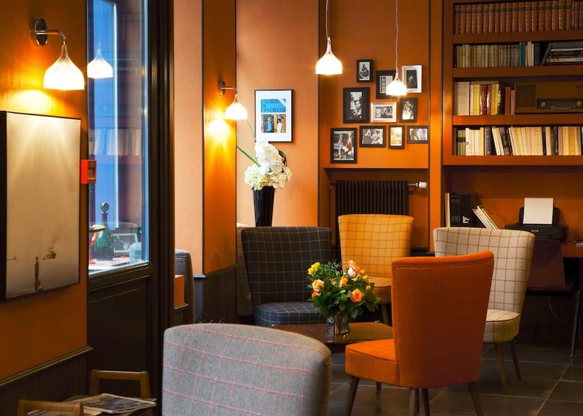 Ile-de-France Levallois-Perret Lobby