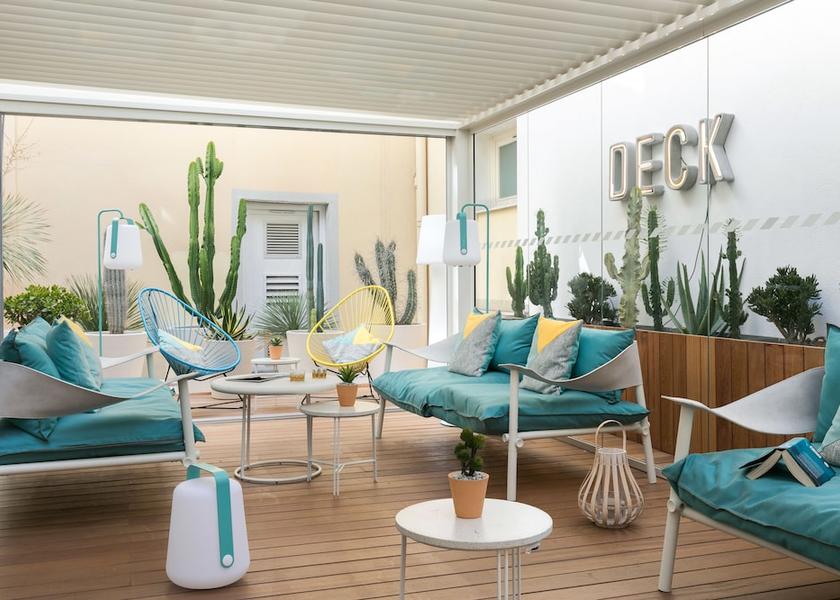 Provence - Alpes - Cote d'Azur Nice Lobby