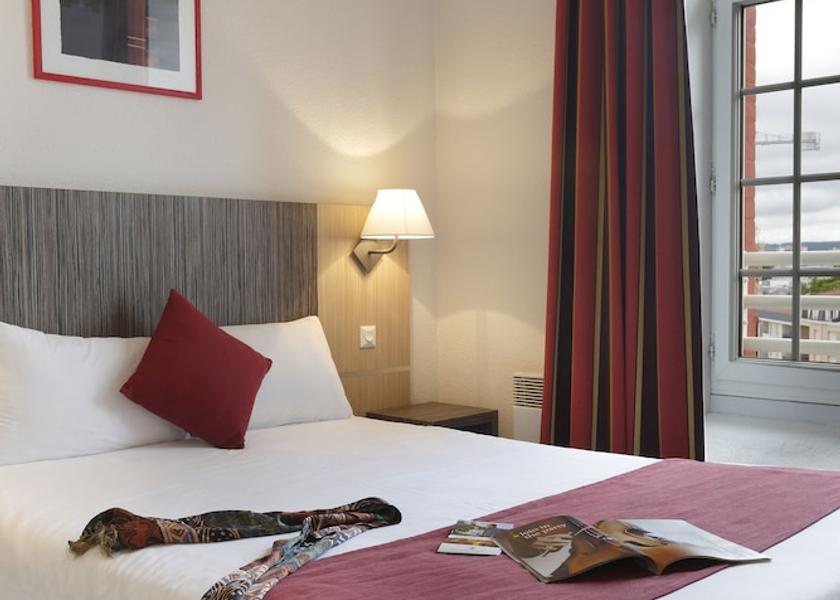 Grand Est Epernay Room