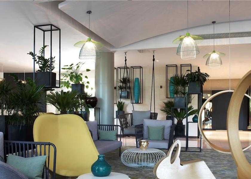 Ile-de-France Le Mesnil-Amelot Lobby