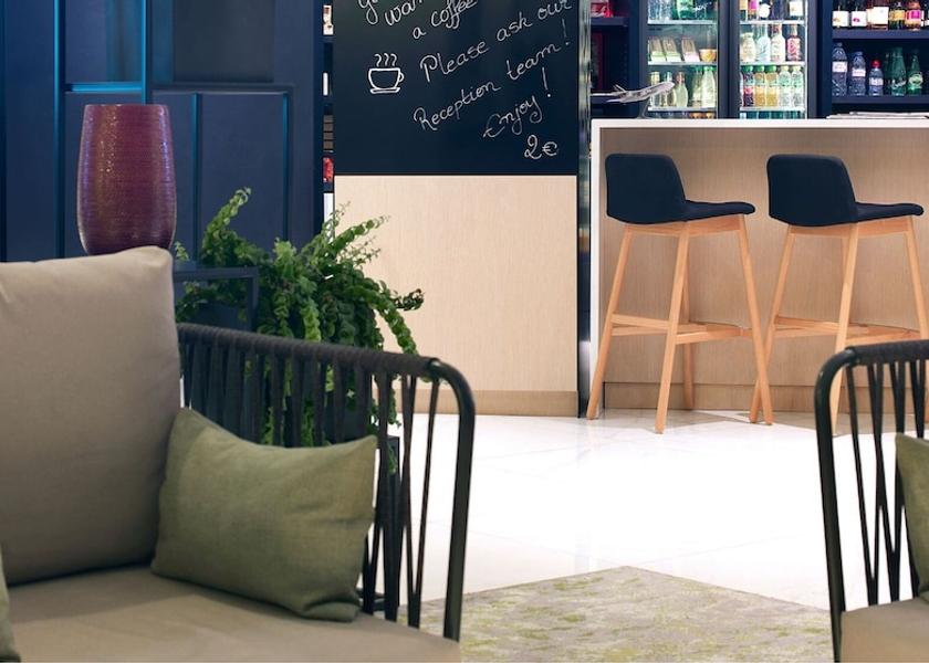 Ile-de-France Le Mesnil-Amelot Lobby