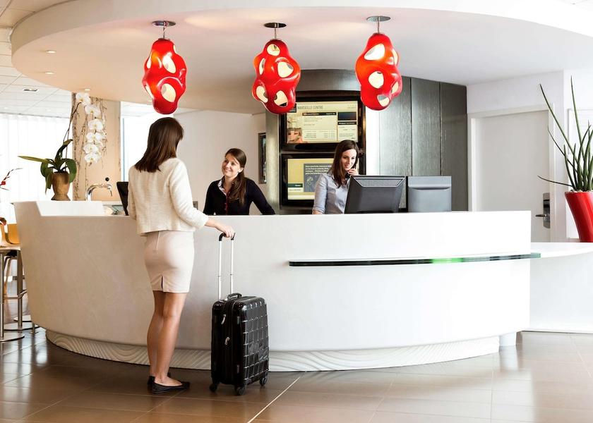 Provence - Alpes - Cote d'Azur Marseille Reception