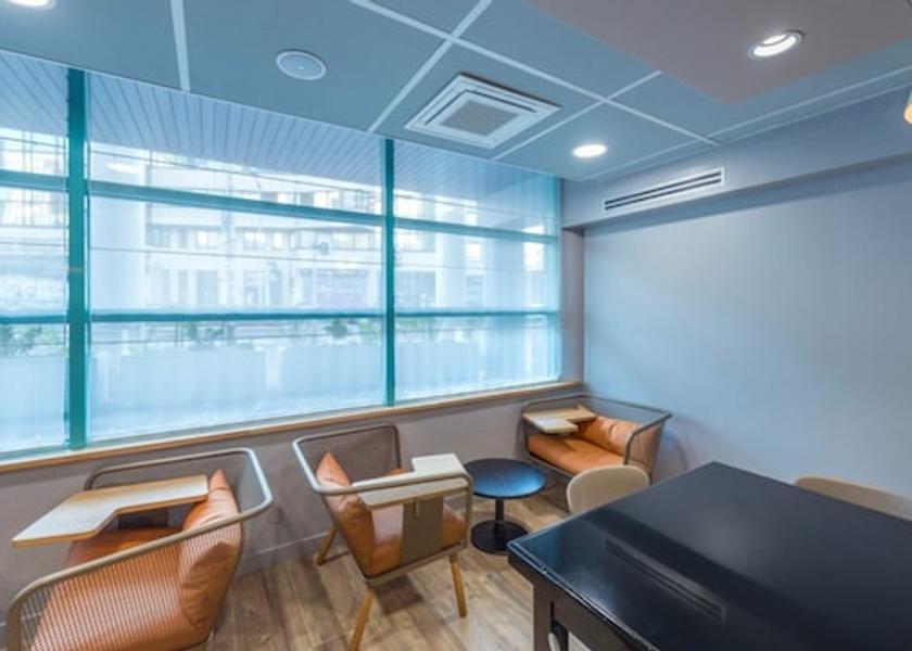 Île-de-France Bagnolet Meeting facility