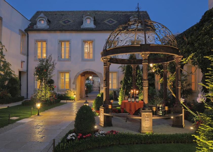 Bourgogne-Franche-Comte Beaune garden