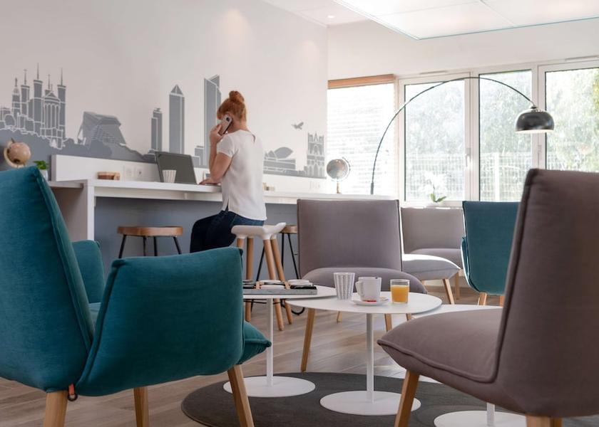 Auvergne-Rhone-Alpes Givors Lobby