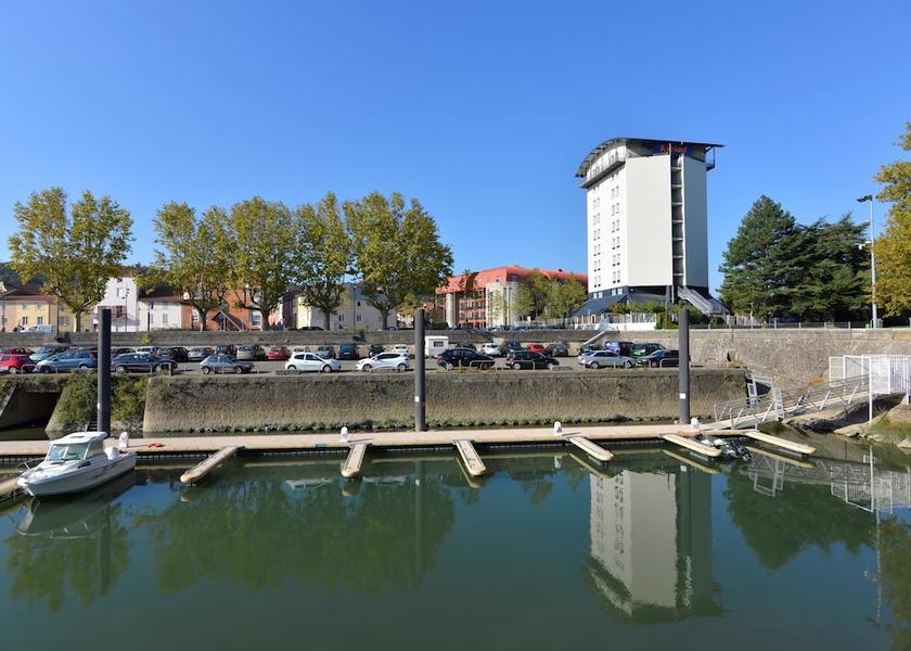 Auvergne-Rhône-Alpes Givors Exterior