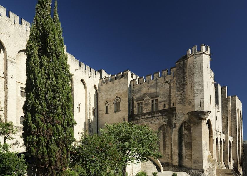 Provence - Alpes - Cote d'Azur Avignon Exterior Detail