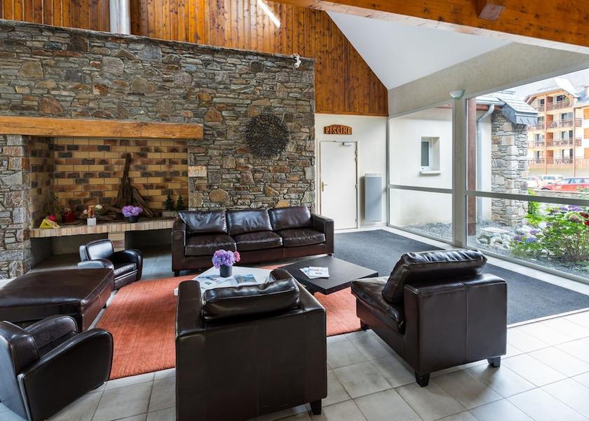 Occitanie Saint-Mamet Lobby