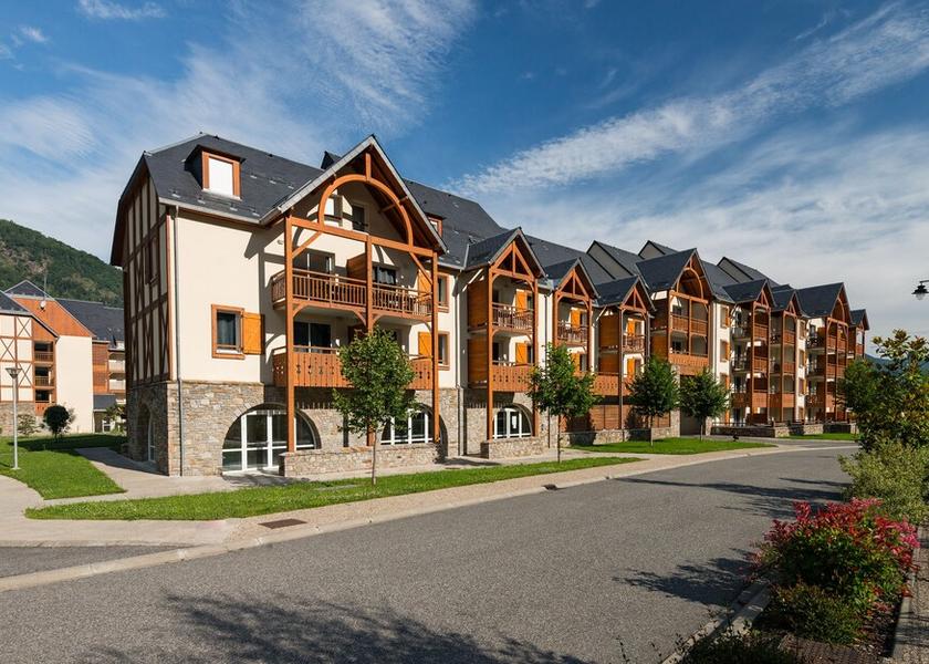 Occitanie Saint-Mamet Facade