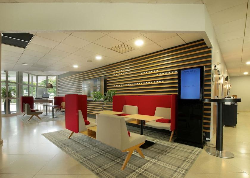 Île-de-France Saint-Pierre-du-Perray Business center