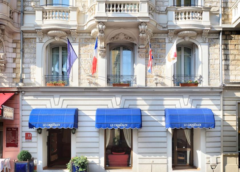 Provence - Alpes - Cote d'Azur Nice Facade