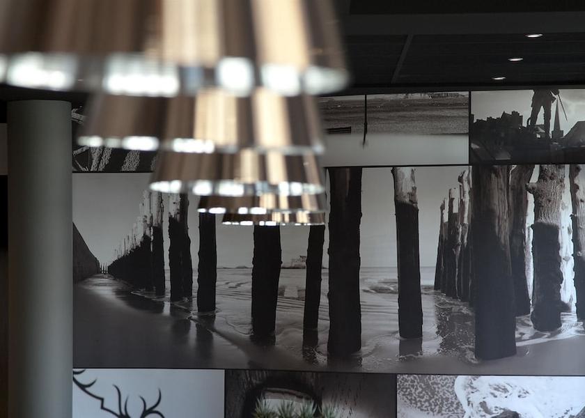 Brittany Saint-Malo Lobby