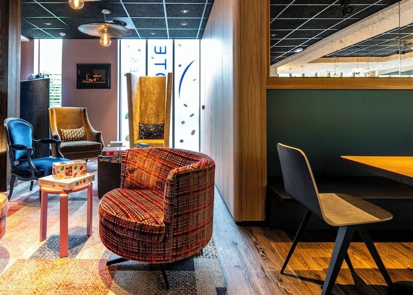 Grand Est Reims Lounge