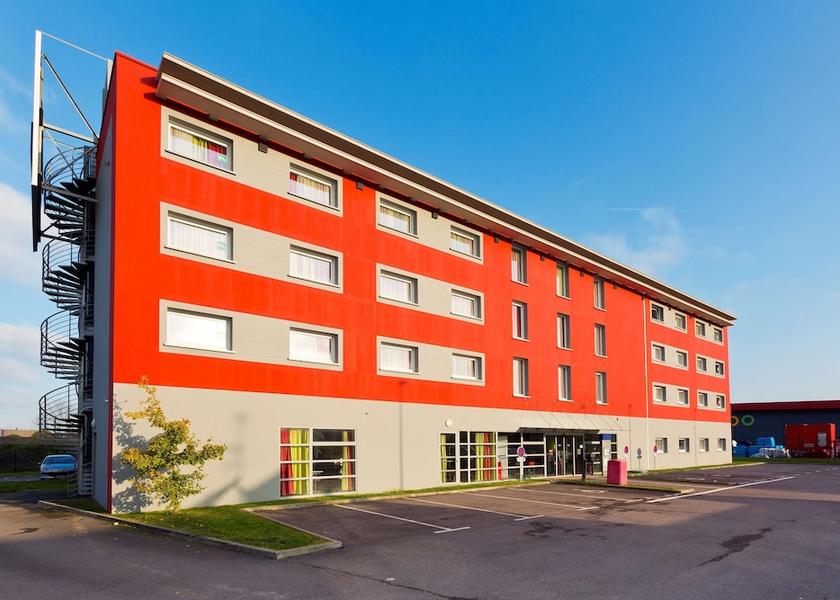 Grand Est Thionville Exterior Detail