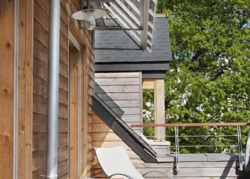 Brittany Rennes Porch