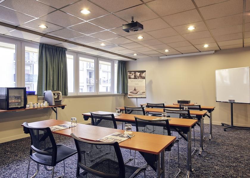 Ile-de-France Bussy-Saint-Georges Meeting Room