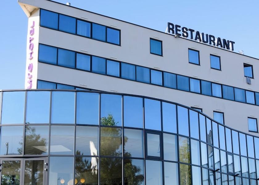 Nouvelle-Aquitaine Chasseneuil-du-Poitou Exterior