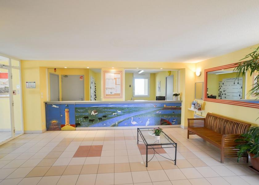 Occitanie Le Grau-Du-Roi Reception