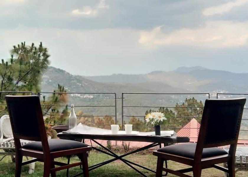 Himachal Pradesh Kasauli Hotel View