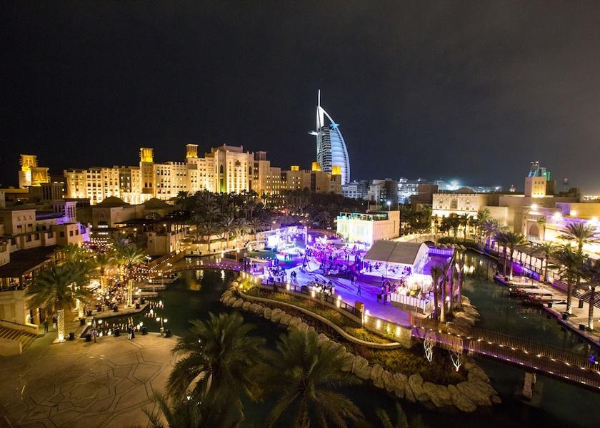 Dubai Emirate Dubai Business center