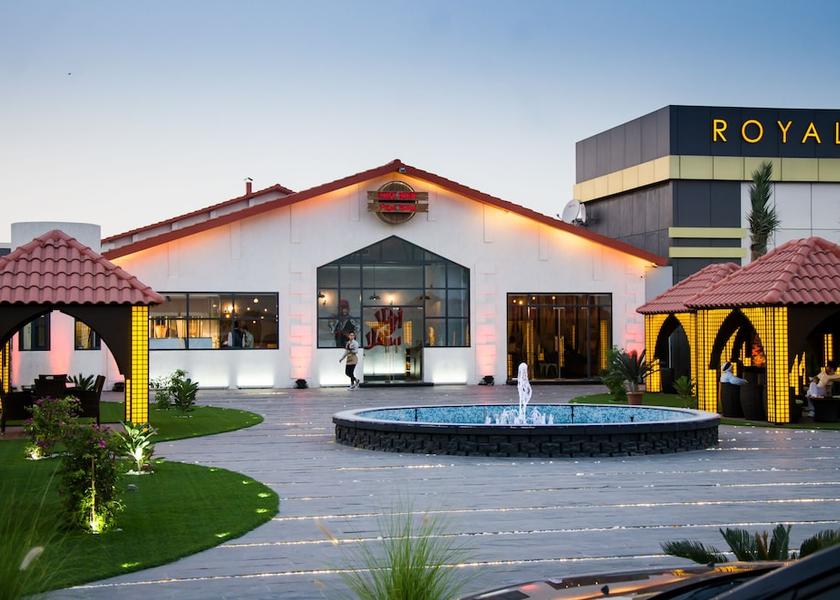  Umm al Quwain Exterior Detail