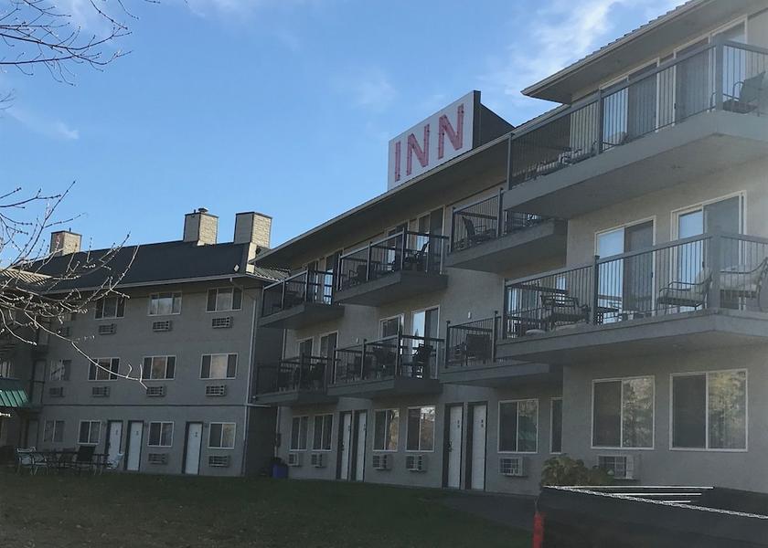 British Columbia Kamloops Property Grounds