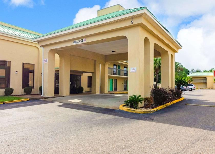 Mississippi Gulfport Exterior Detail