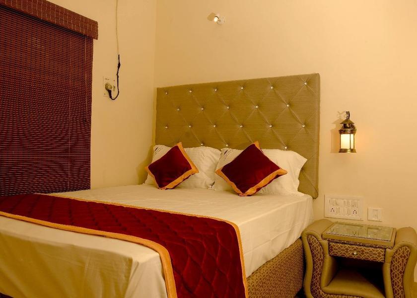 Tamil Nadu Chennai Deluxe Room AC