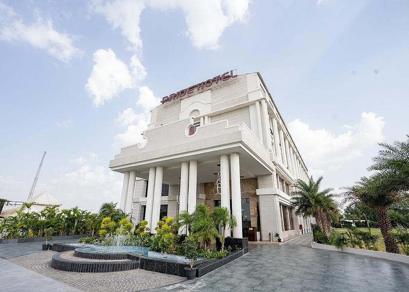 Madhya Pradesh Indore Hotel Exterior