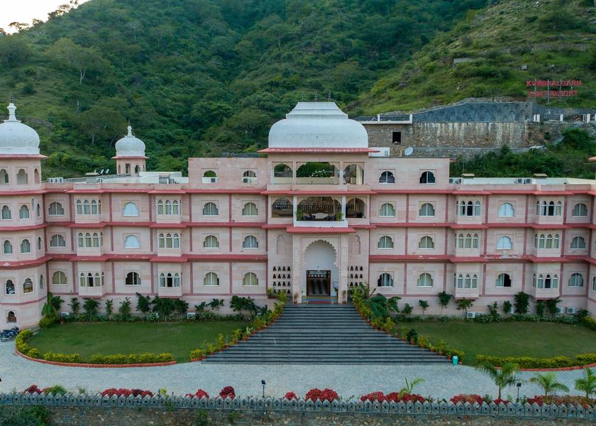 Rajasthan Kumbhalgarh Hotel Exterior