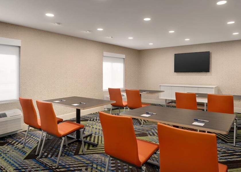 New York Plattsburgh Meeting Room