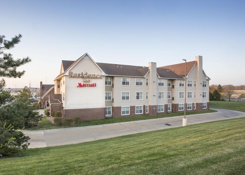 Kansas Topeka Exterior Detail