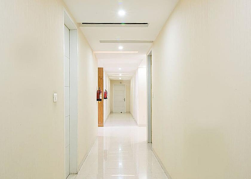 Uttar Pradesh Noida Hallway