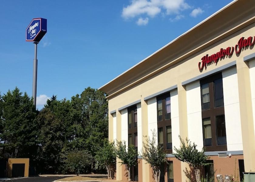 Georgia Commerce Exterior Detail