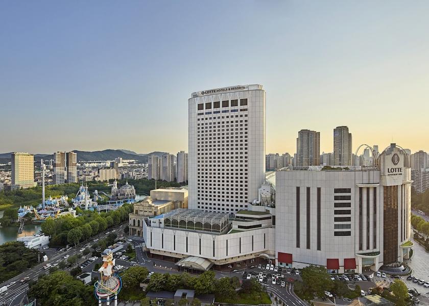  Seoul Exterior