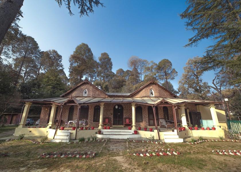 Uttarakhand Ranikhet Facade