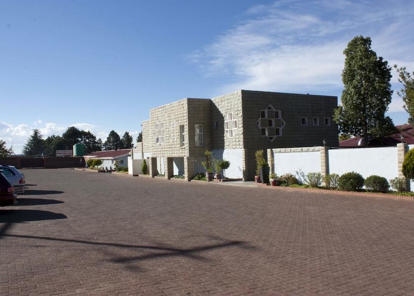 Berea Teyateyaneng Parking