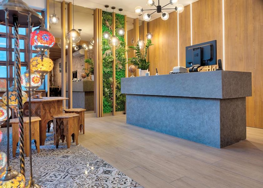 Herzegovina-Neretva Canton Mostar Reception