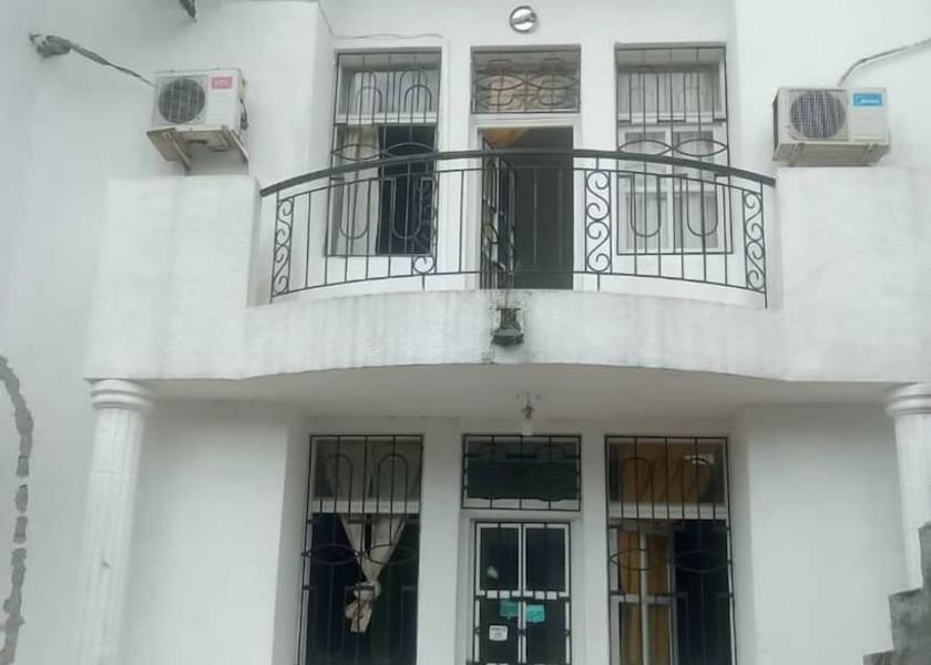 Abidjan Abidjan Front of property
