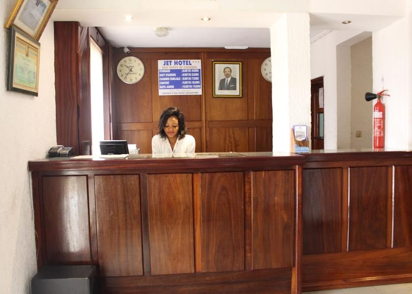  Douala Reception