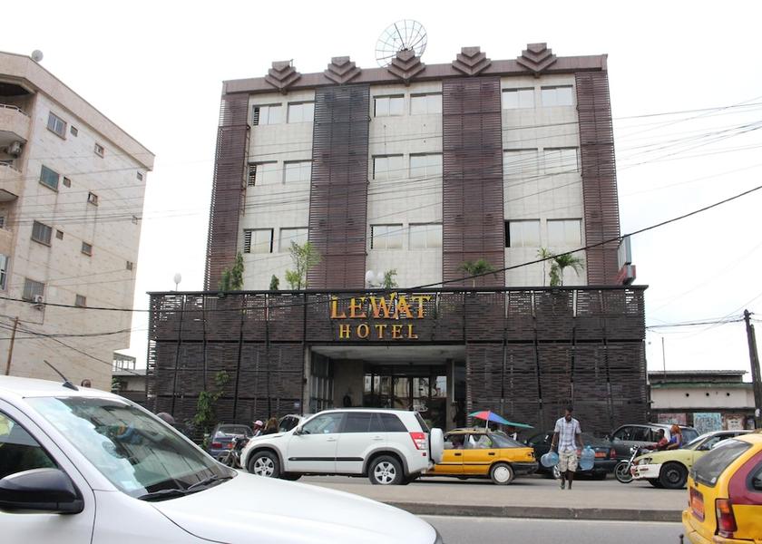  Douala Facade