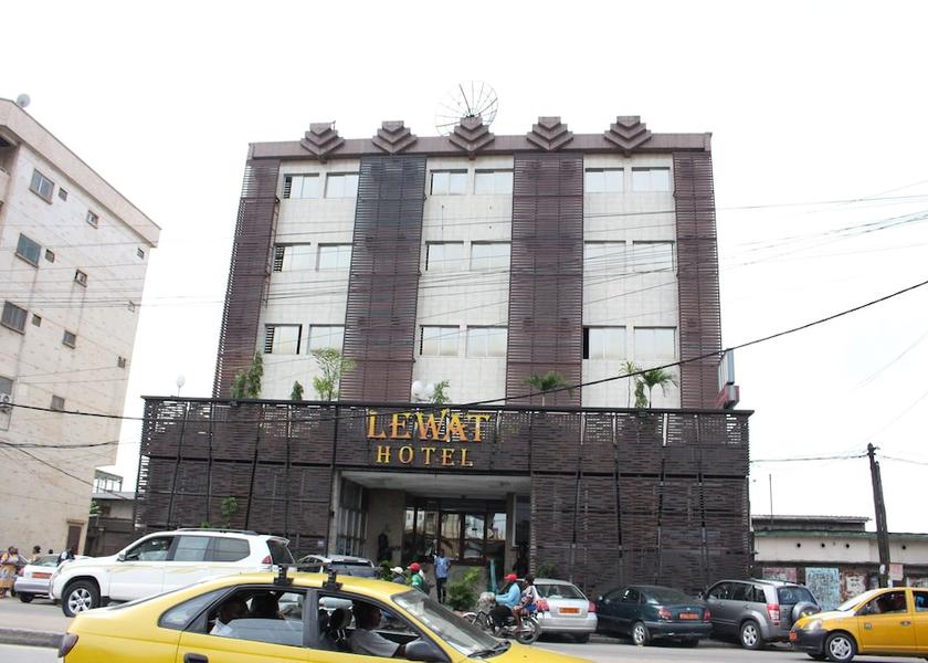 Littoral Douala Front of property