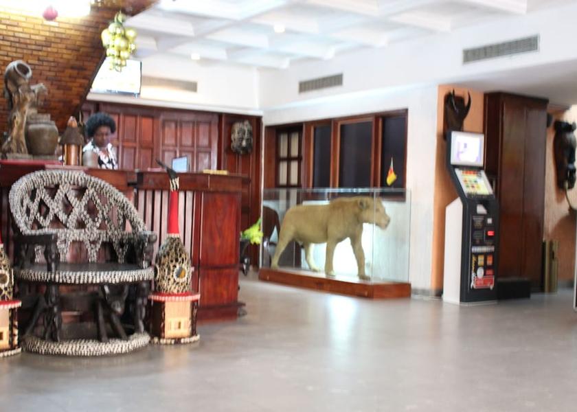  Douala Reception