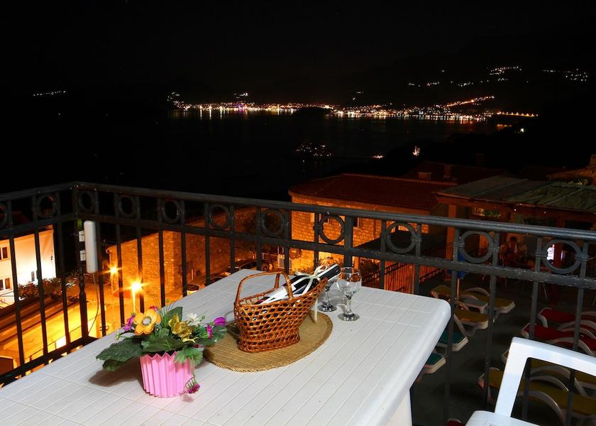  Blizikuce Terrace