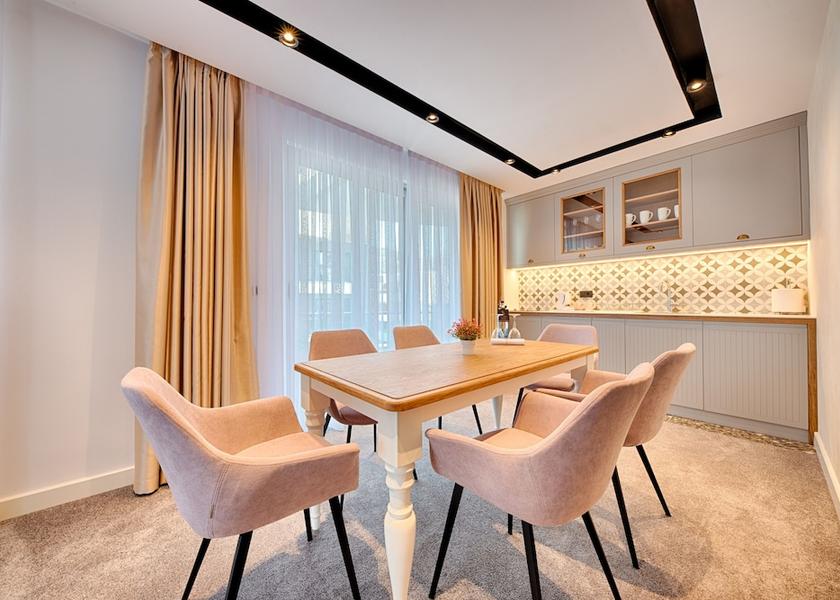 Bar Municipality Bar Private kitchen