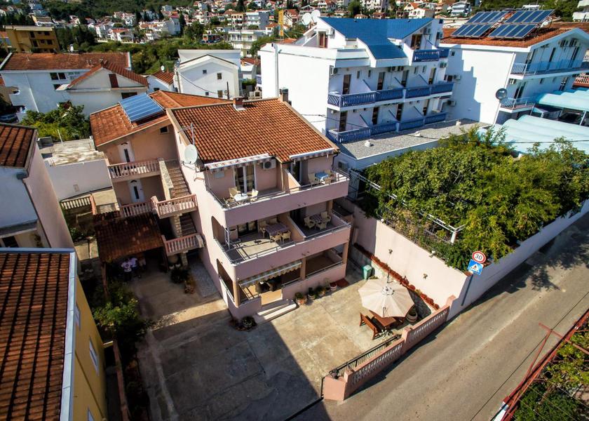 Bar Municipality Bar Exterior view