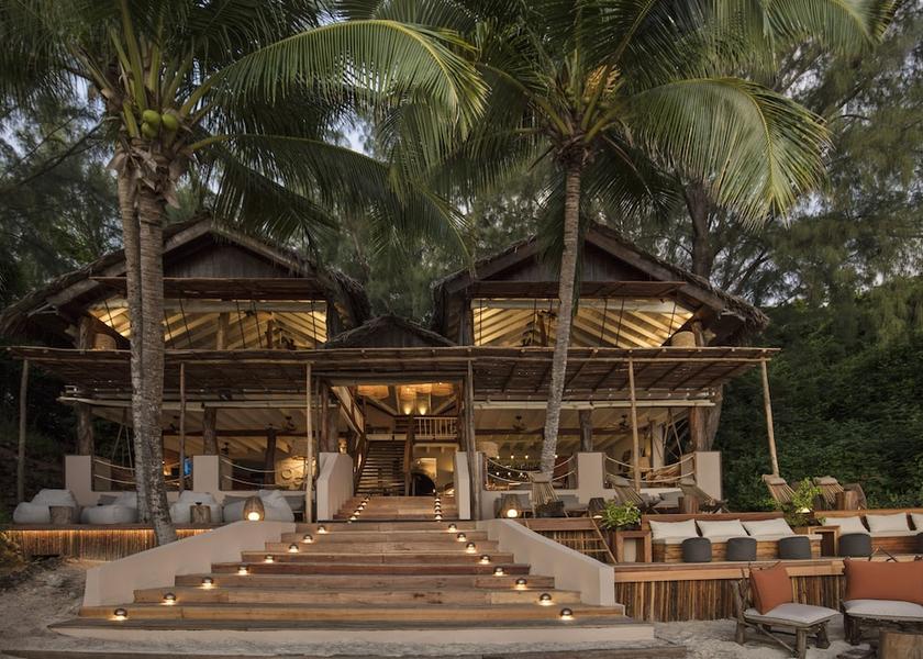  Tsarabanjina Restaurant