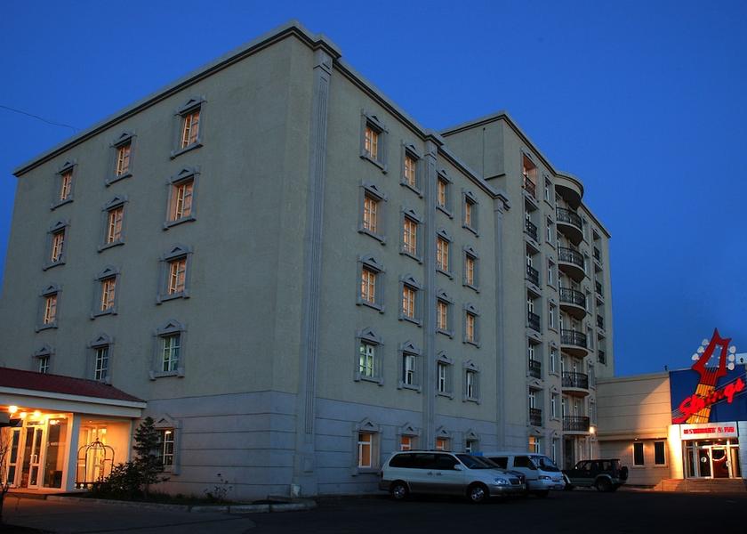  Ulaanbaatar Facade
